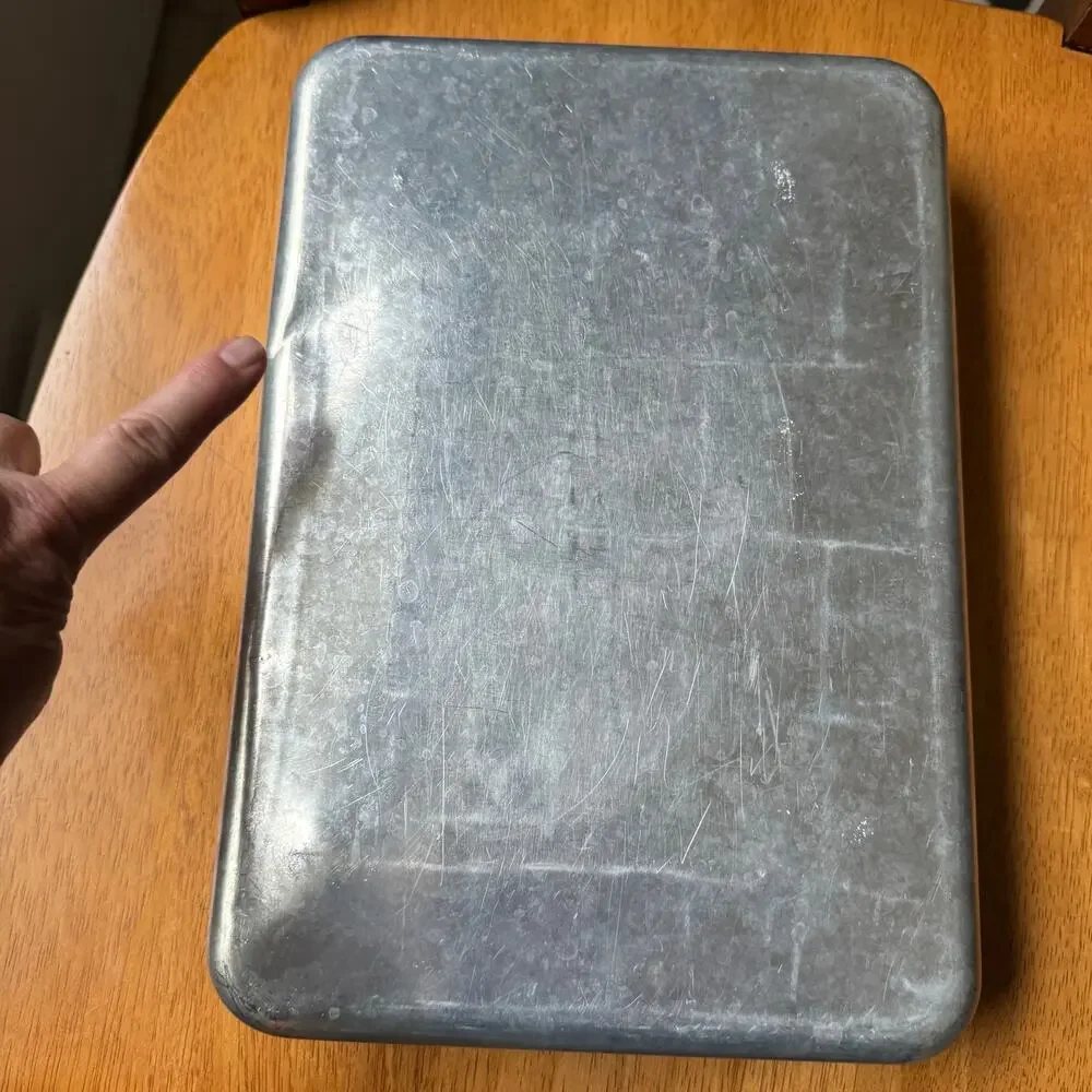 Vintage 9x13 Mirro Aluminum Cake Baking Lasagna Pan Snap On Lid Mid Century READ